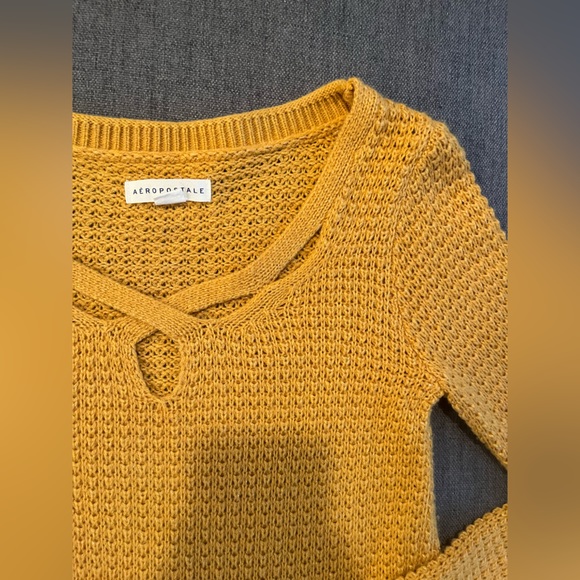 Aeropostale XS knit yellow sweater like NEW - Picture 3 of 8